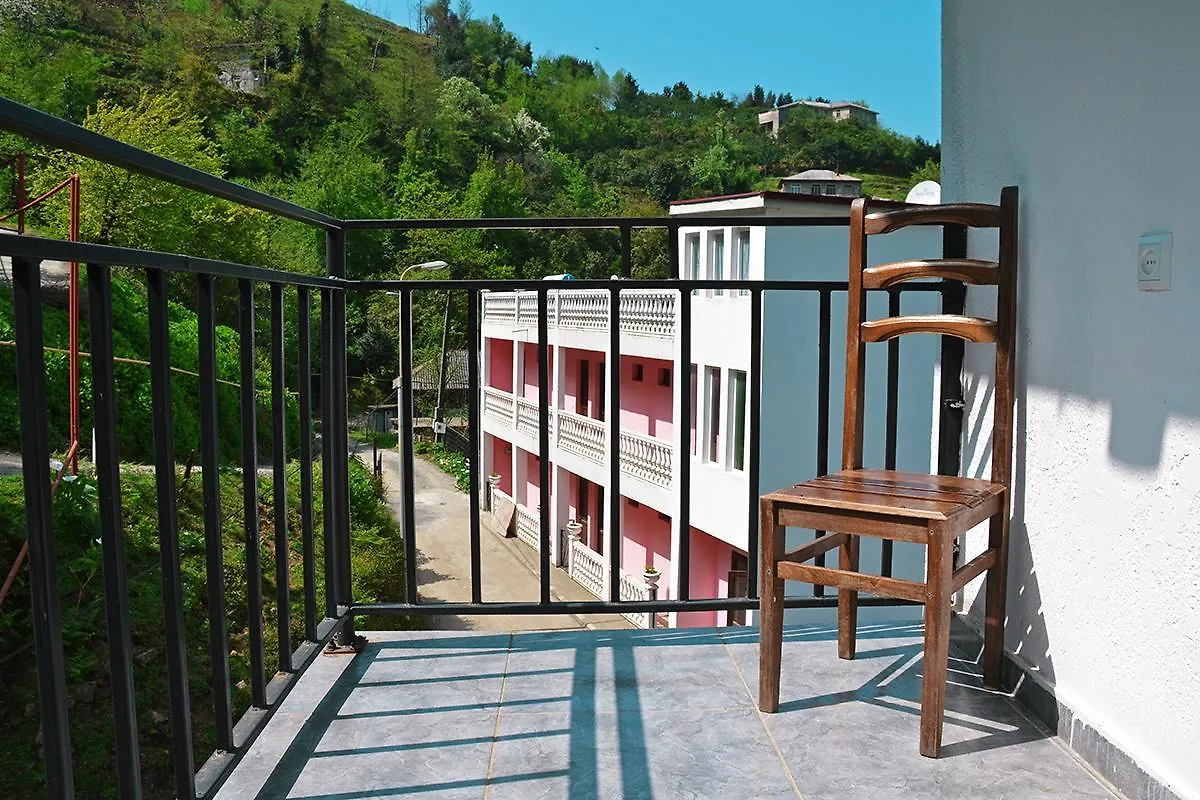 Inn Family Holiday Center Kvari